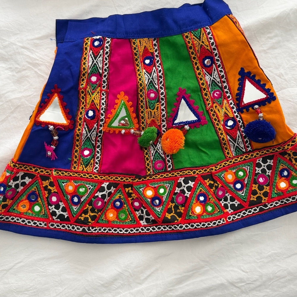 Colorful Embroidered Indian Ghagra Choli Set with Pom-Poms baby girl 12 months - Picture 7 of 8